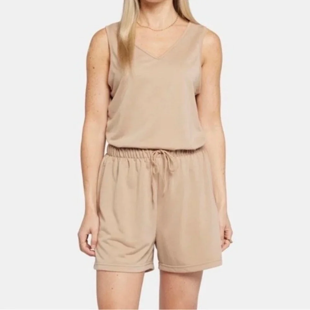 NWT NYDJ Tan lounge Tank and Shorts In French Terry